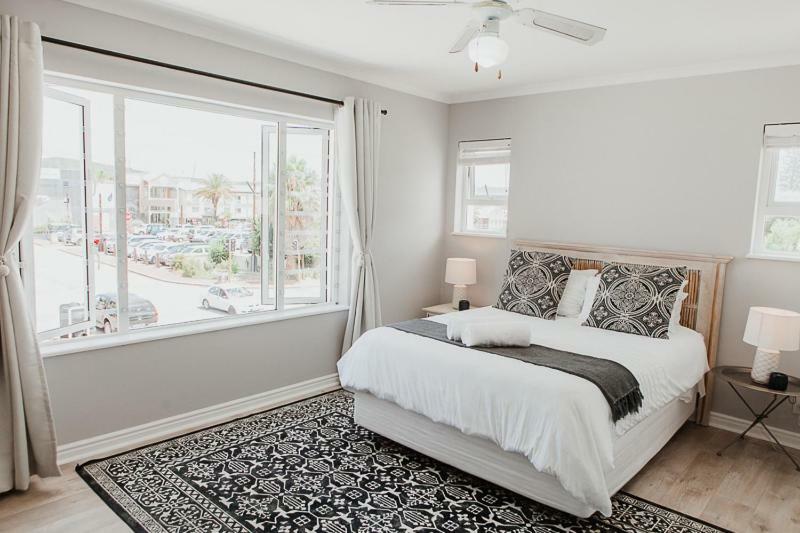 One On Gray Apartment Книсна Екстер'єр фото
