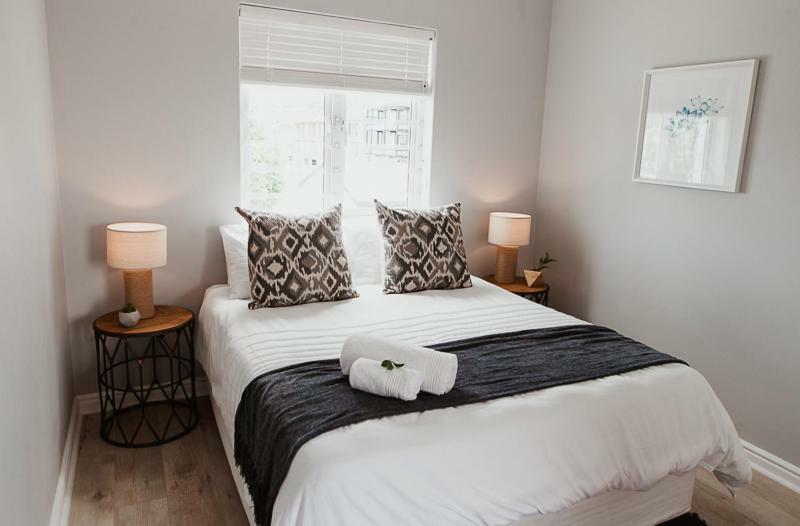 One On Gray Apartment Книсна Екстер'єр фото
