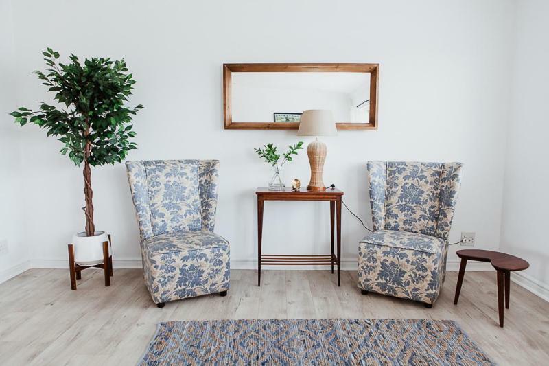 One On Gray Apartment Книсна Екстер'єр фото